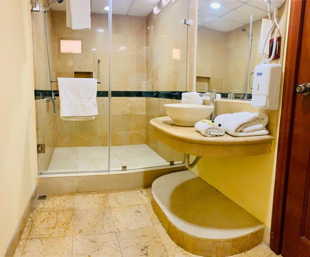 Hotel Ruinas Resort Уэуэтенанго Экстерьер фото