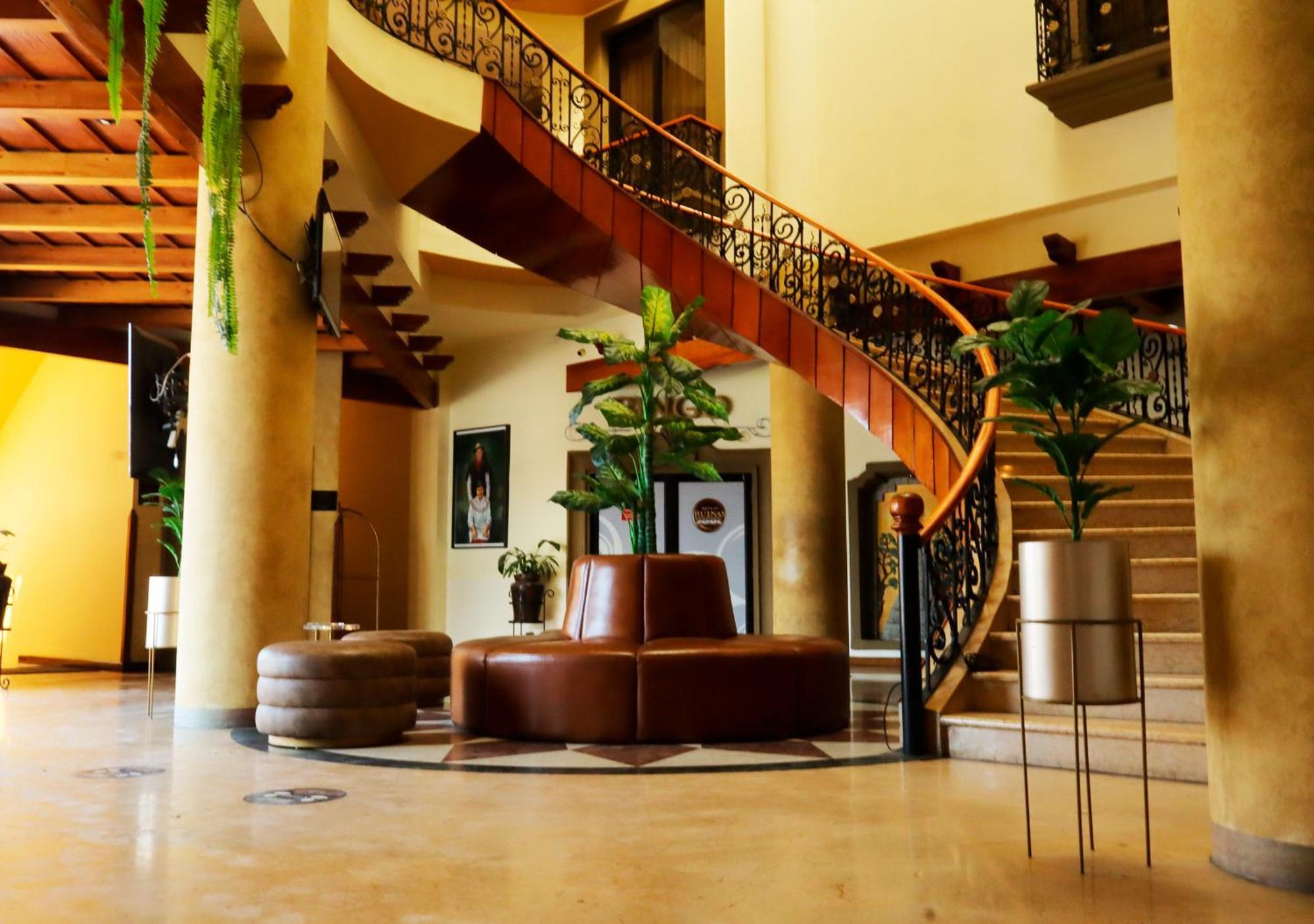 Hotel Ruinas Resort Уэуэтенанго Экстерьер фото